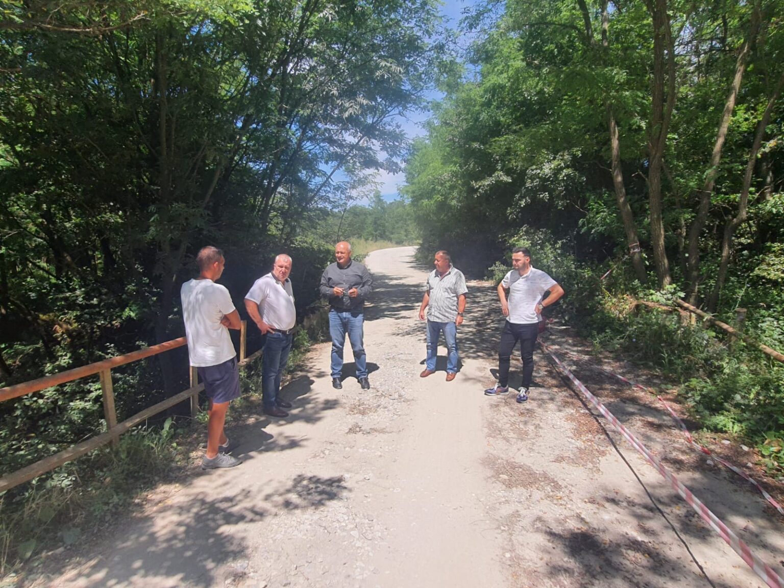 Se caută soluții pentru reabilitarea podului de la Surducu Mare