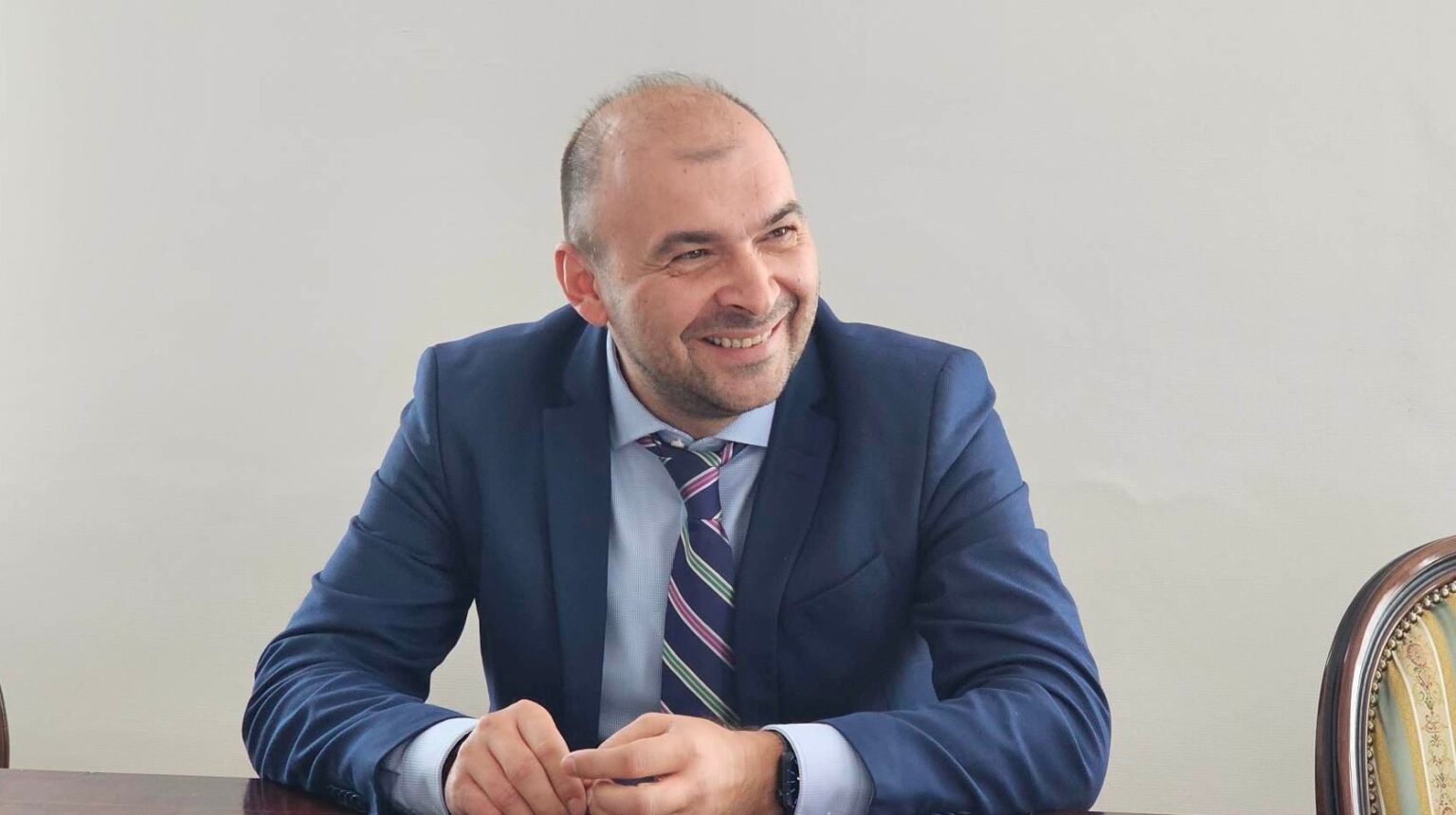 Investiții în educație la Caransebeș: încep licitațiile pentru proiecte, sunt așteptați constructorii!