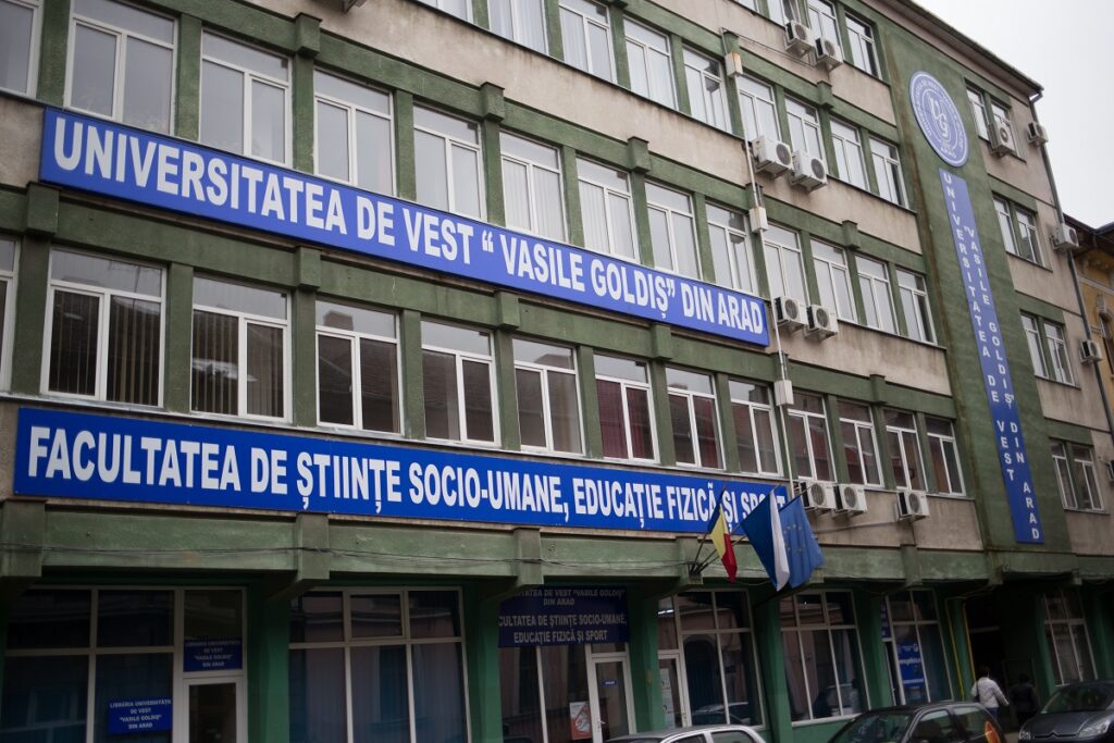 Delegație din Nepal la Universitatea de Vest „Vasile Goldiș” din Arad
