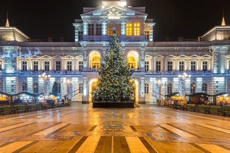 Impactul ordonanței austerității: bugetul Aradului pentru sărbători, redus la un sfert față de anul trecut