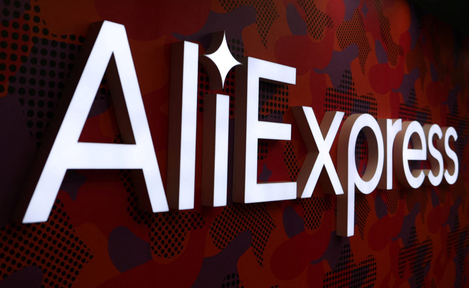 Comisia Europeană a deschis proceduri oficiale împotriva AliExpress în conformitate cu Actul legislativ privind serviciile digitale