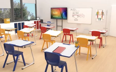 Investiție majoră în modernizarea învățământului: Primăria Timișoara evaluează ofertele pentru mobilarea a 1300 de săli de clasă