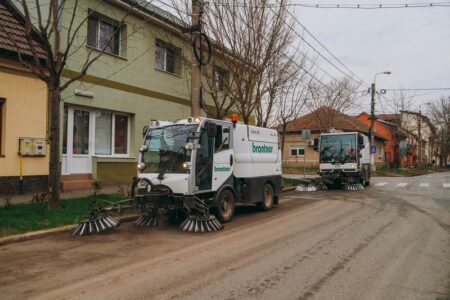 Programul „Curățenie până la bordură” continuă și în luna iunie