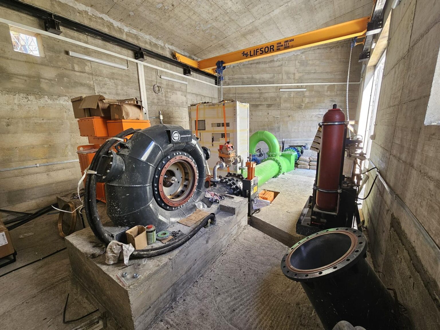 Hidroelectrica a inaugurat microhidrocentrala de la Poiana Ruscă. Investiţia se ridică la aproape 5,8 milioane de lei